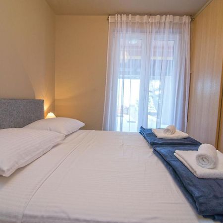 Jelena B4 Aparthotel Veli Lošinj Екстериор снимка